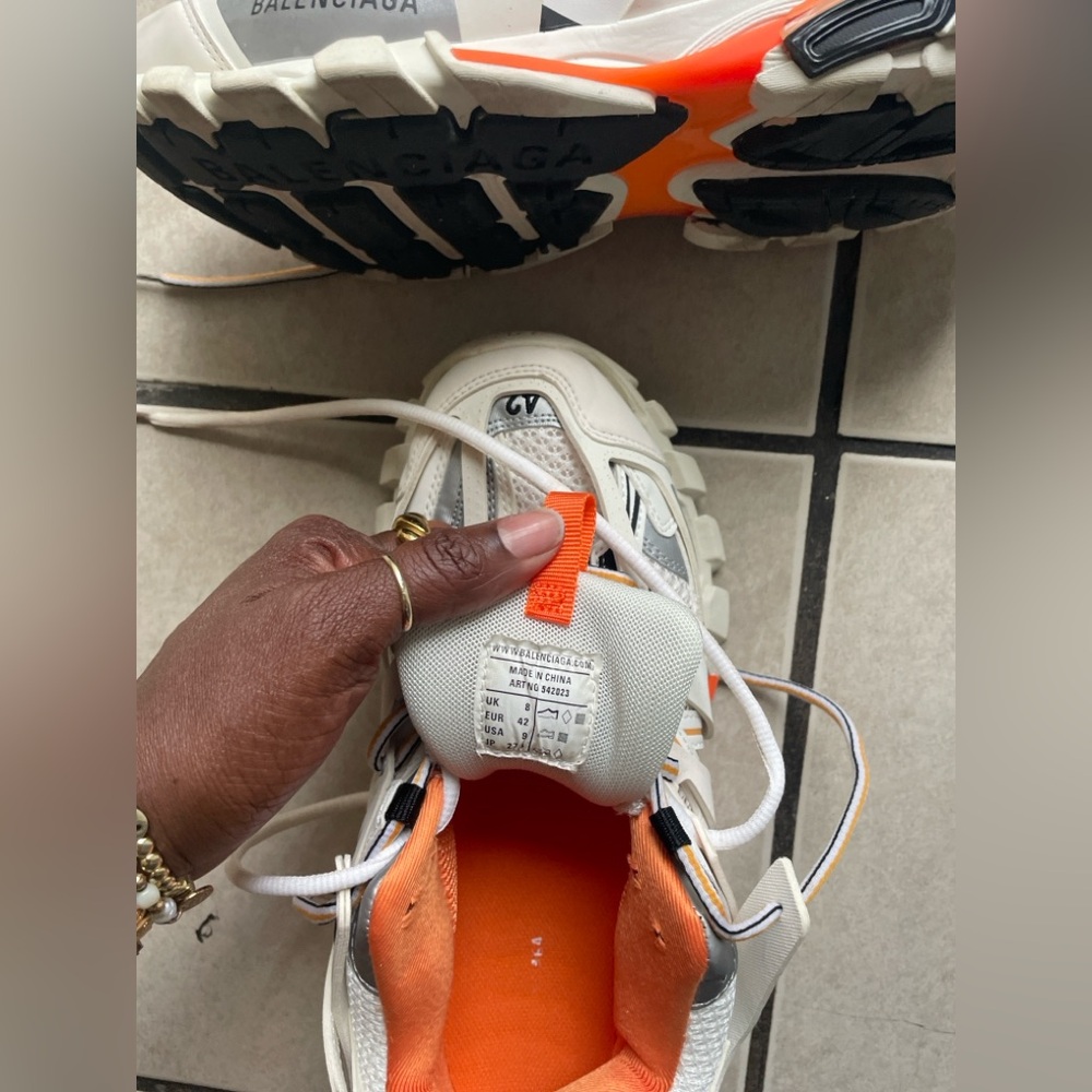 Balenciaga Track Sneakers White Orange β
Authentic Designer Runner (EU 42/ US9) - Picture 4 of 8